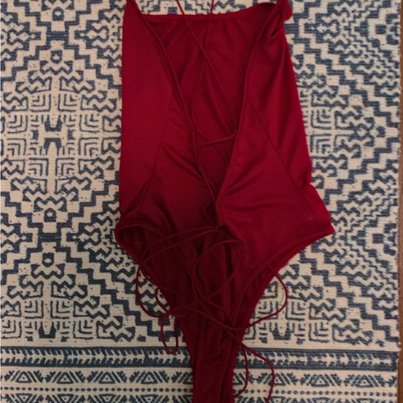 SHEIN Burgundy Strappy Backless Bodysuit - Picture 6 of 7